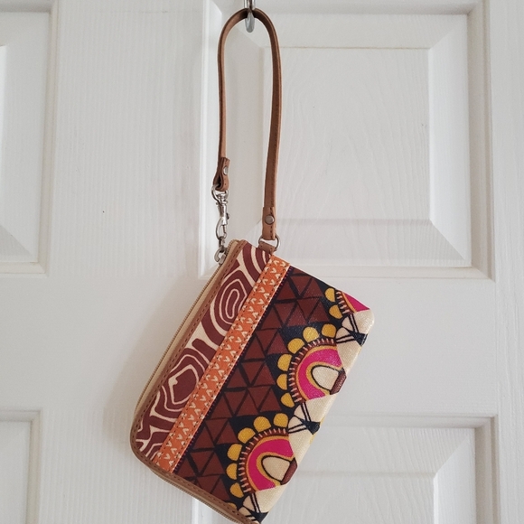 Fossil Key-per wristlet wallet zip around coated canvas 4”X6” leather strap - Picture 3 of 9